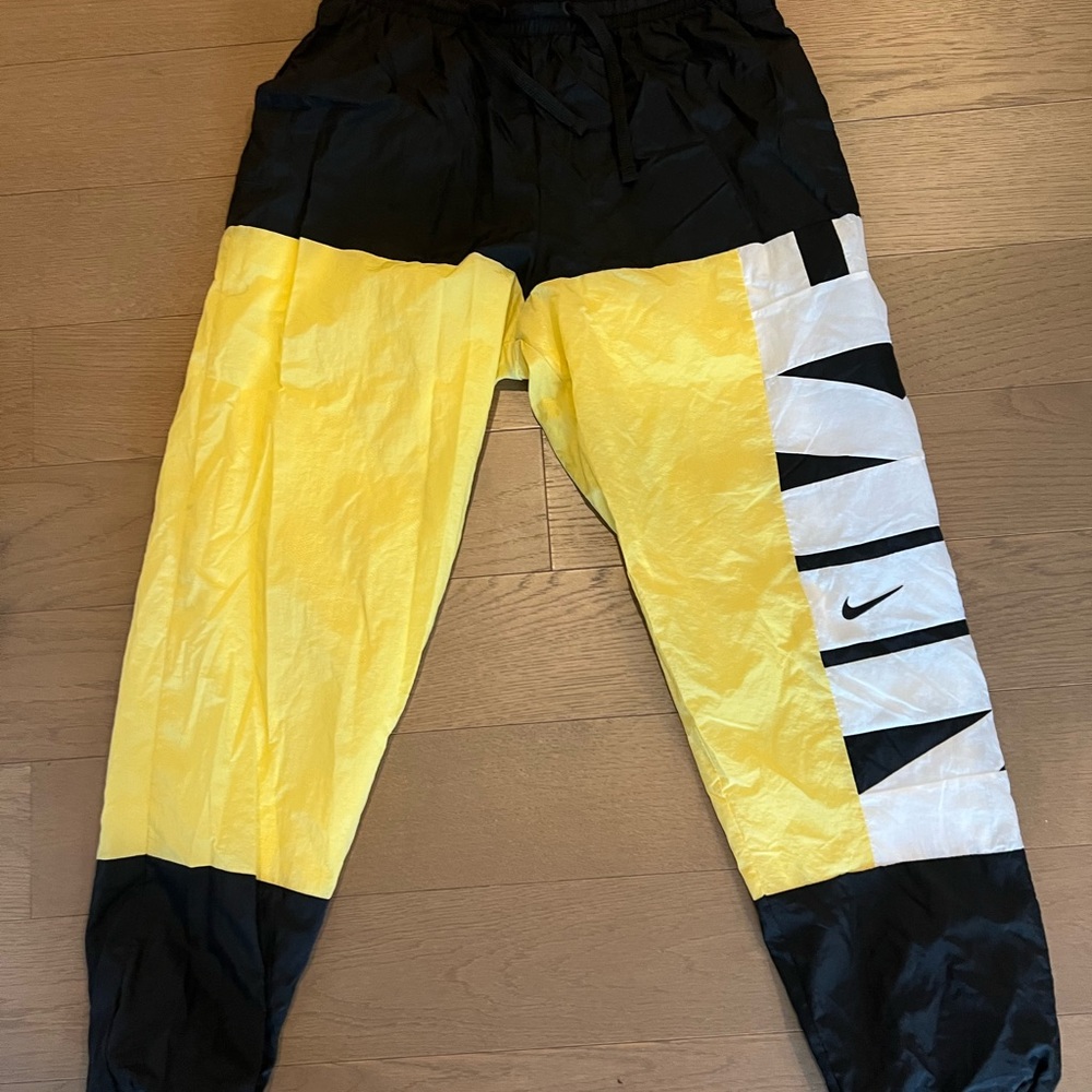 Nike joggers